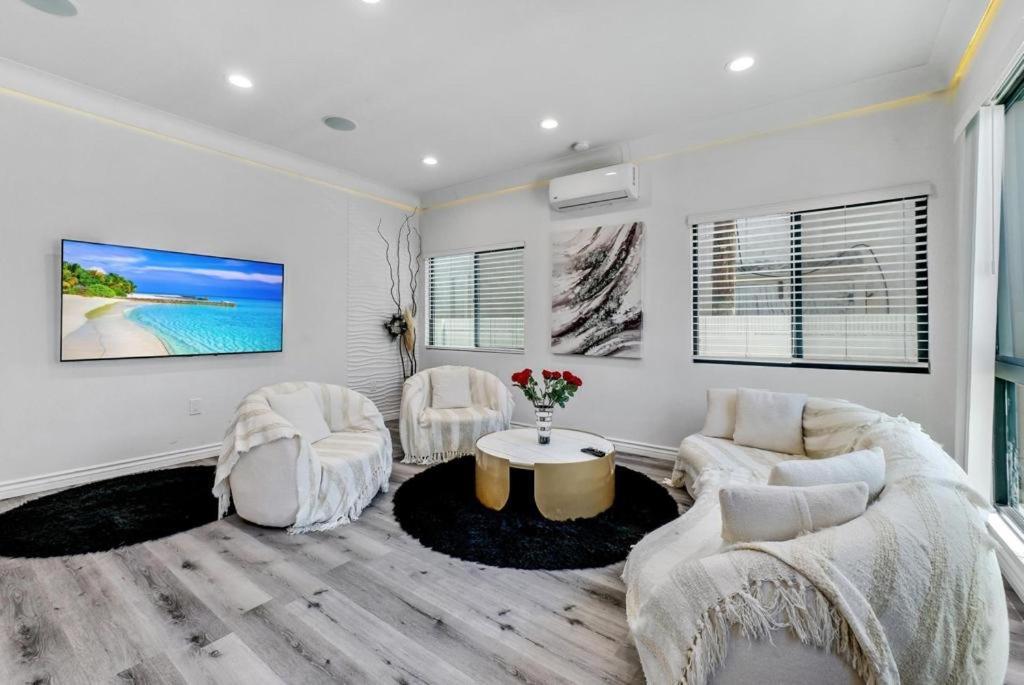 Luxury 2 Bedroom Villa Хантингтон-Бич Экстерьер фото